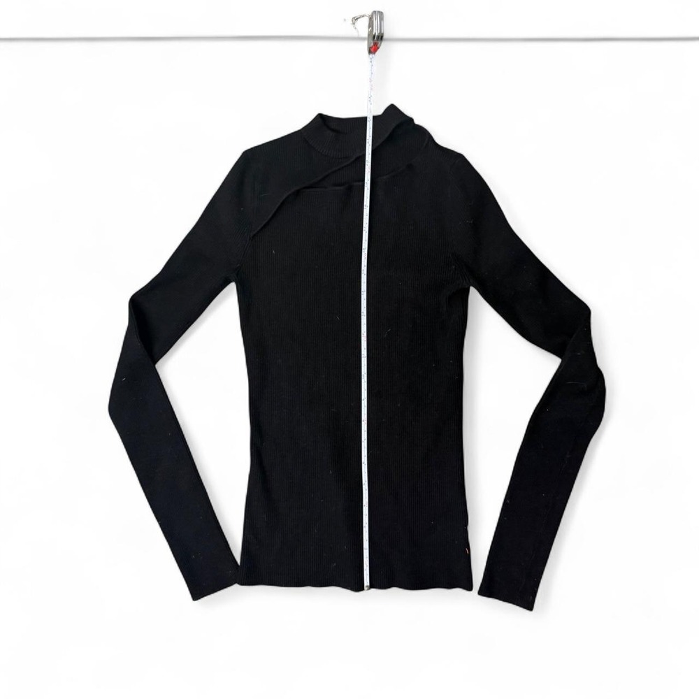 NWOT womens Anna Chicribbed knit long sleeve top with cut‎ out fits size S - Picture 2 of 7
